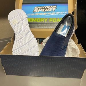 Skechers Sport Mens slip on sneakers